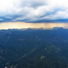 Flugwegposition um 15:24:24: Aufgenommen in der Nähe von Gemeinde Wildalpen, 8924, Österreich in 2013 Meter